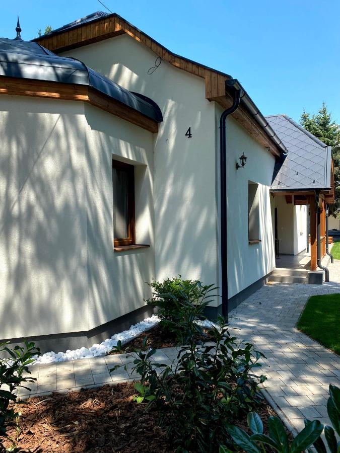 Affittacamere Karinthy ház Siófok Esterno foto