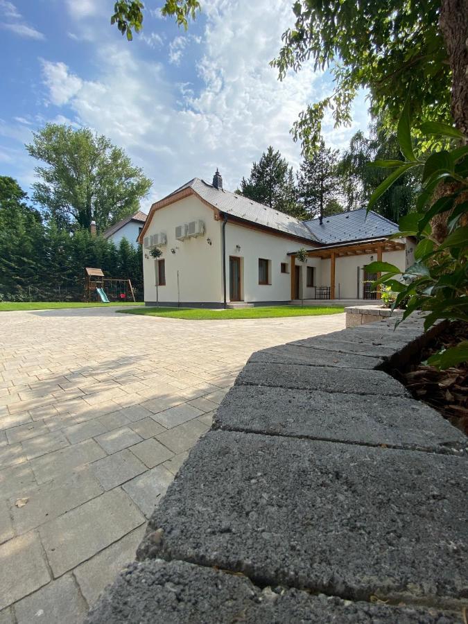 Affittacamere Karinthy ház Siófok Esterno foto